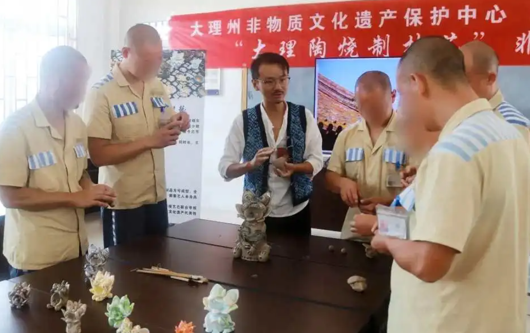 从指尖到心间的帮教:非遗文化进高墙 匠心传情助新生